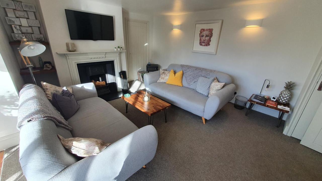 Holly Cottage, Hidden Gem In The Yorkshire Wolds Welton  Extérieur photo