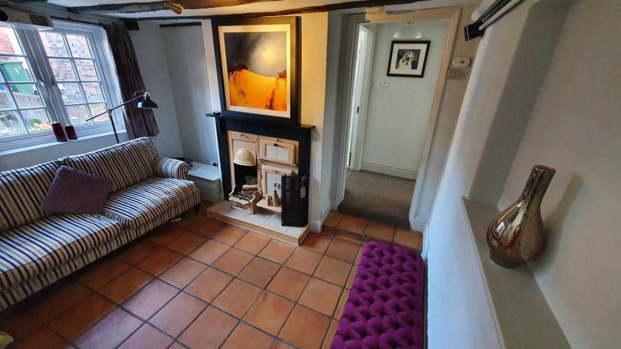 Holly Cottage, Hidden Gem In The Yorkshire Wolds Welton  Extérieur photo